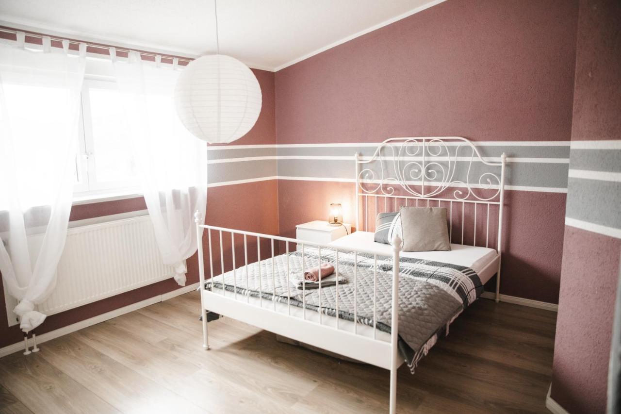 Modernes Apartment Mit Top Ausstattung Und Kamin Im Oberpfaelzer Seenland Nittenau Exterior photo
